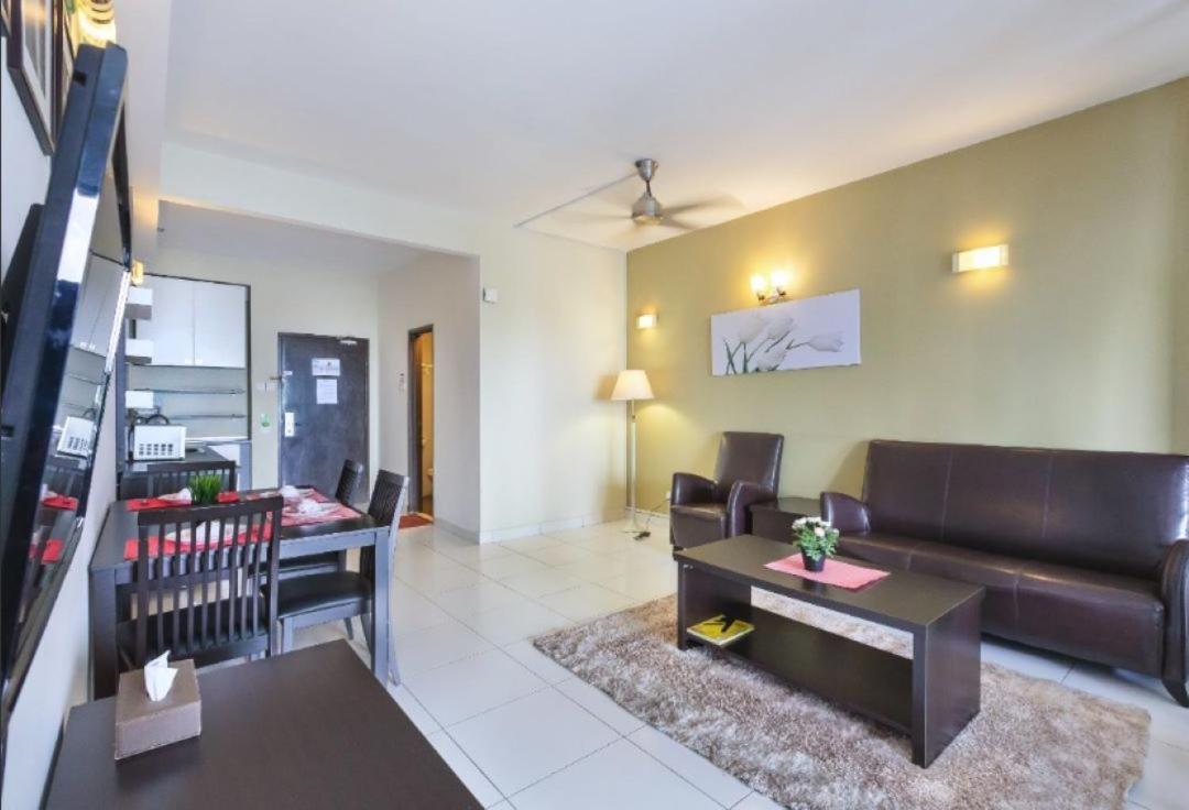 Bayu Marina Residence 3 Mins Away Mid Valley Southkey Johor Bahru Exterior foto