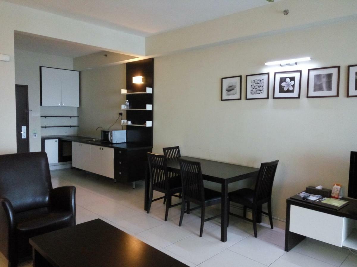 Bayu Marina Residence 3 Mins Away Mid Valley Southkey Johor Bahru Exterior foto