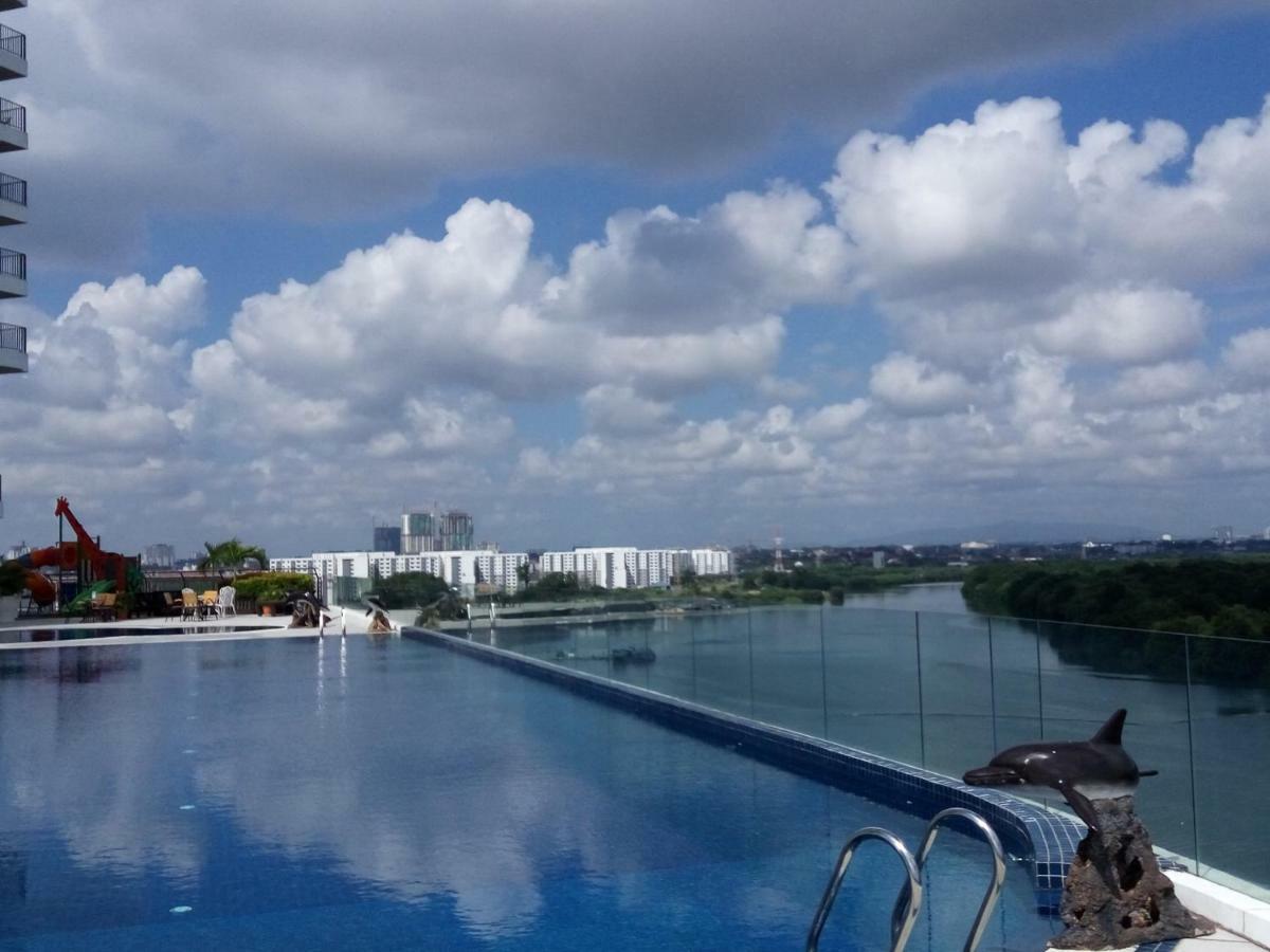 Bayu Marina Residence 3 Mins Away Mid Valley Southkey Johor Bahru Exterior foto